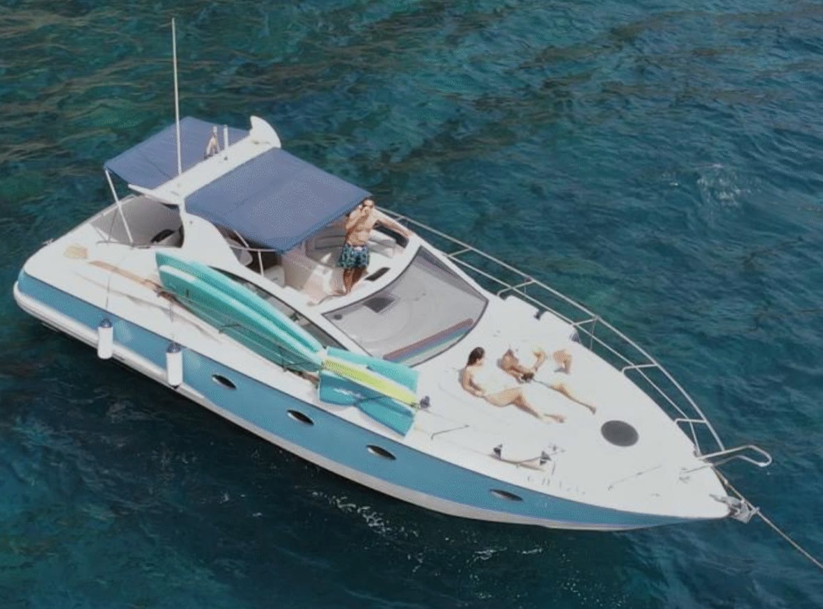 Private Yacht — Exclusive Tour